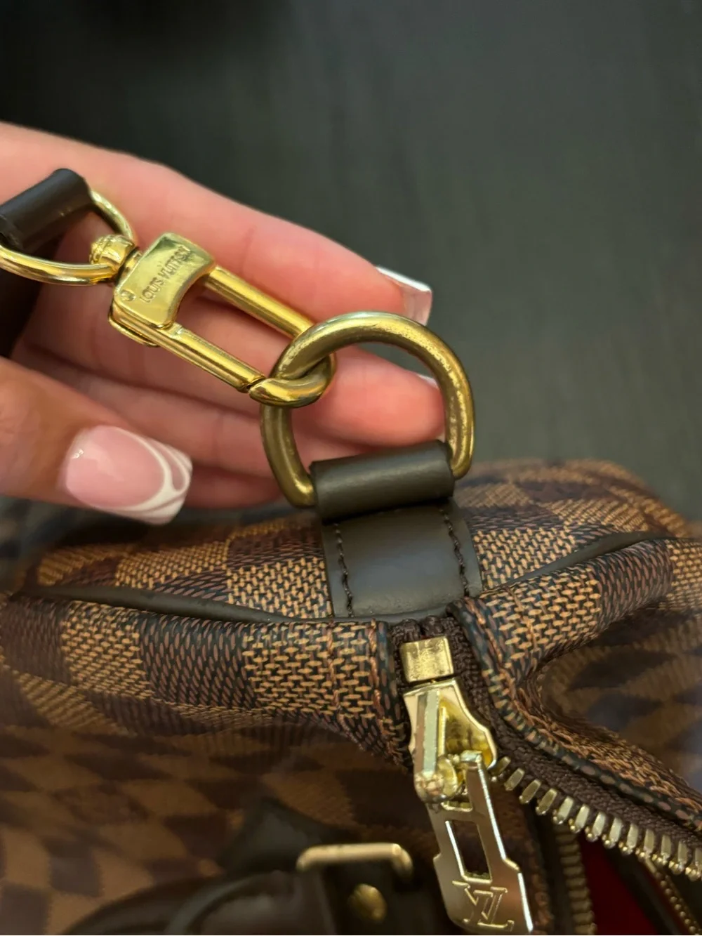 AUTHENTIC LOUIS VUITTON SPEEDY 25